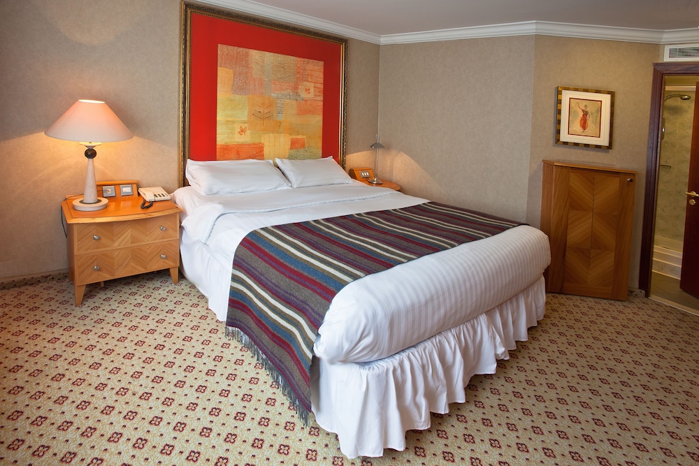 Standard Twin Room - Photo 2