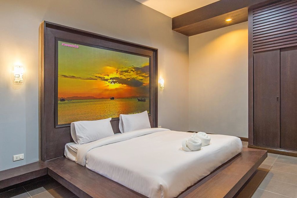 Superior Room with Garden View - Photo 3