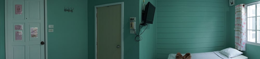 Standard Room with Air Condition photo 3