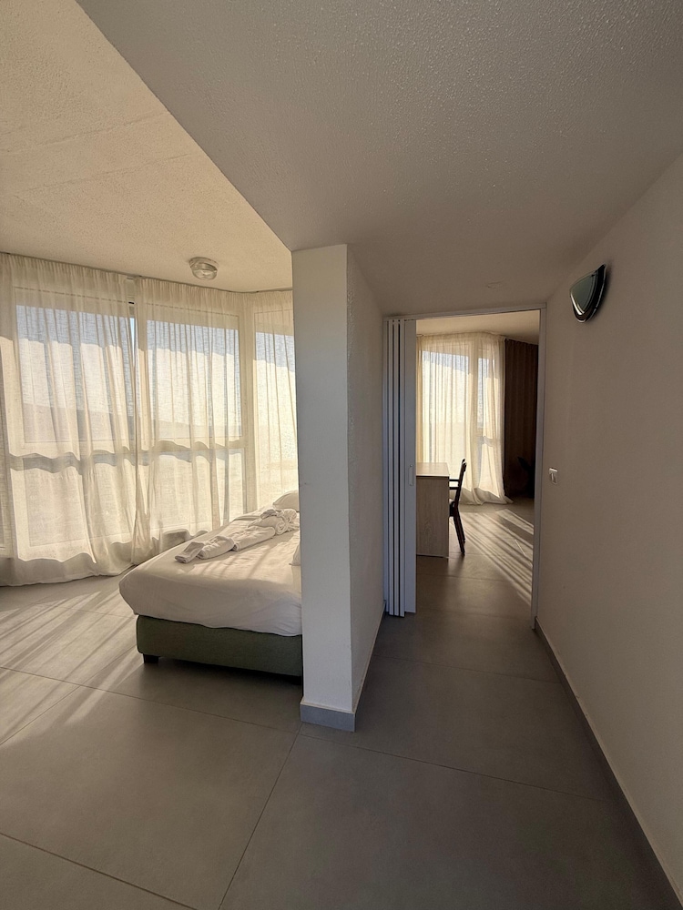 Family Suite, Balcony, Sea View photo 2