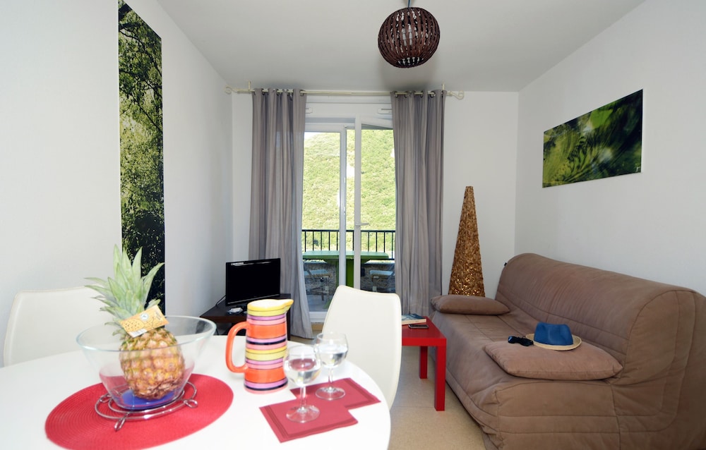 Apartment (4 People)