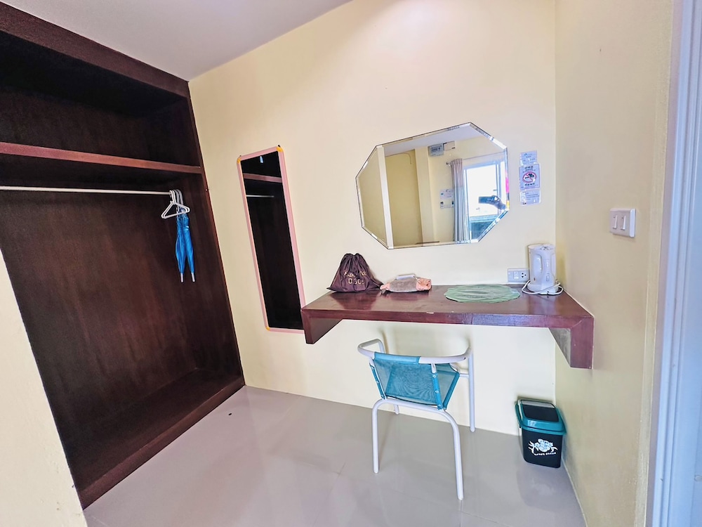 Deluxe Double Room, Pool View - Photo 3