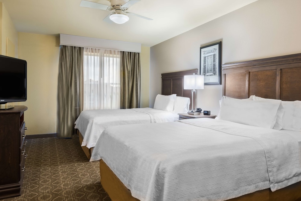 Suite, 2 Queen Beds - Photo 4
