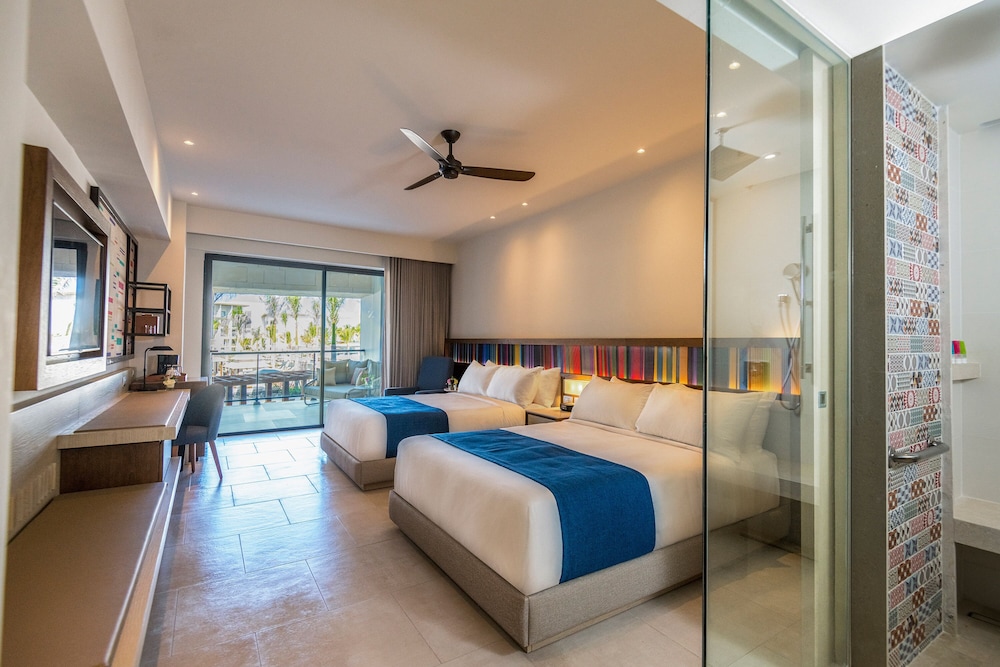 Club Ocean View Junior Suite Double - Photo 1