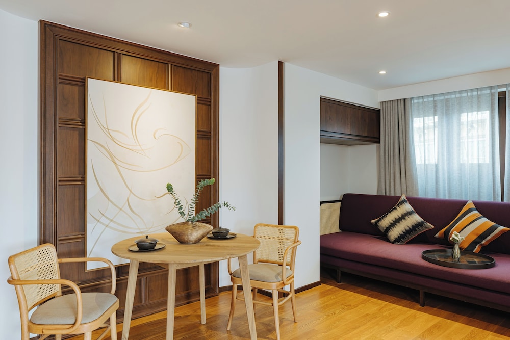 Sensai Suite - Photo 5