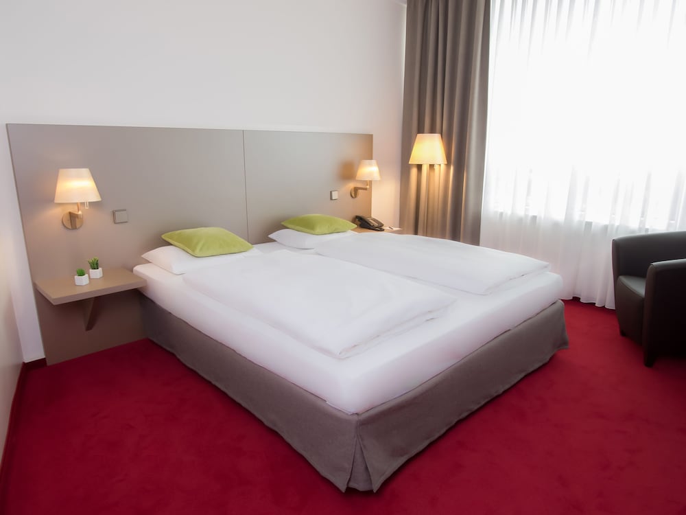 Deluxe Room, 1 King Bed