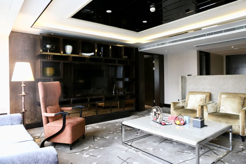 Resident Suite 2 Bedroom