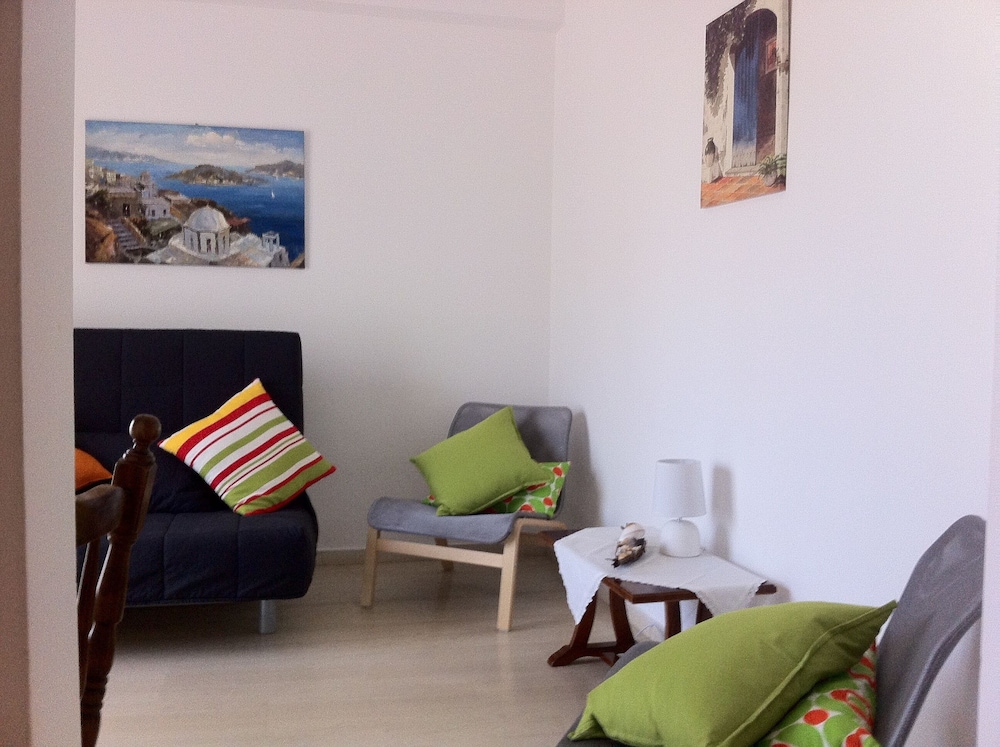 Premier Apartment photo 3