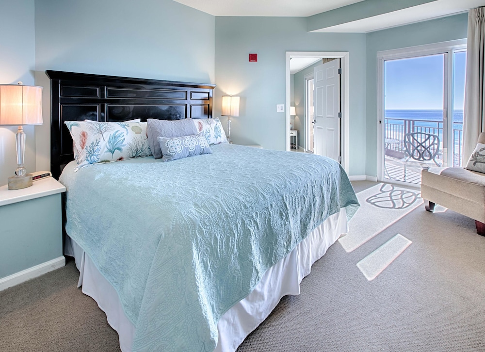 Condo, 1 King Bed With Sofa Bed (Westwinds 4790 ) photo 2
