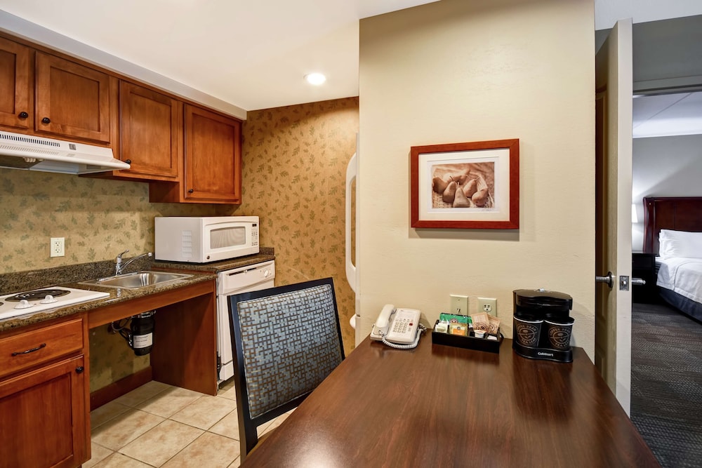 Room, Accessible, Non Smoking - Photo 3