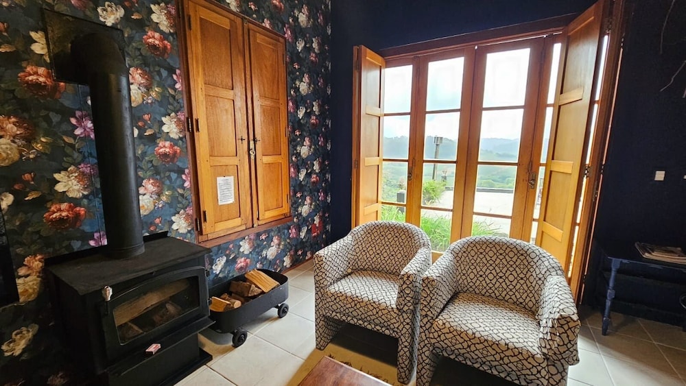 Villa photo 2