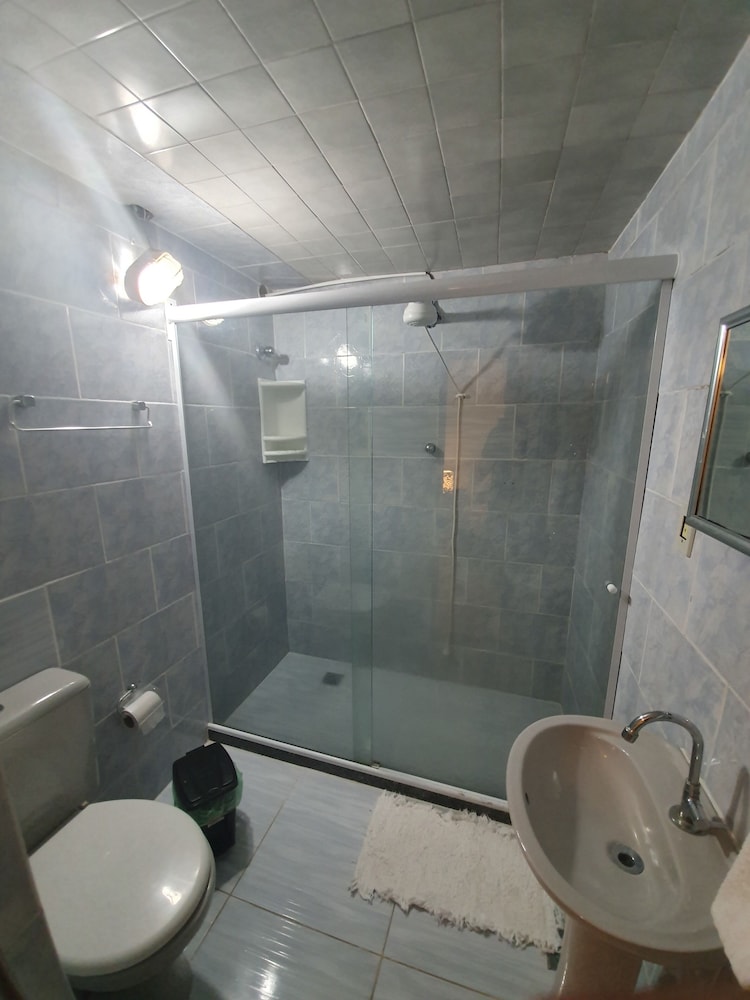 Economy Room, Private Bathroom photo 2