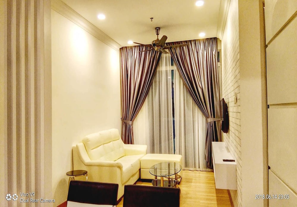 Premium Family Suite photo 1