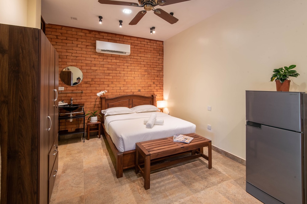 Royal Orchid Villa - Photo 14