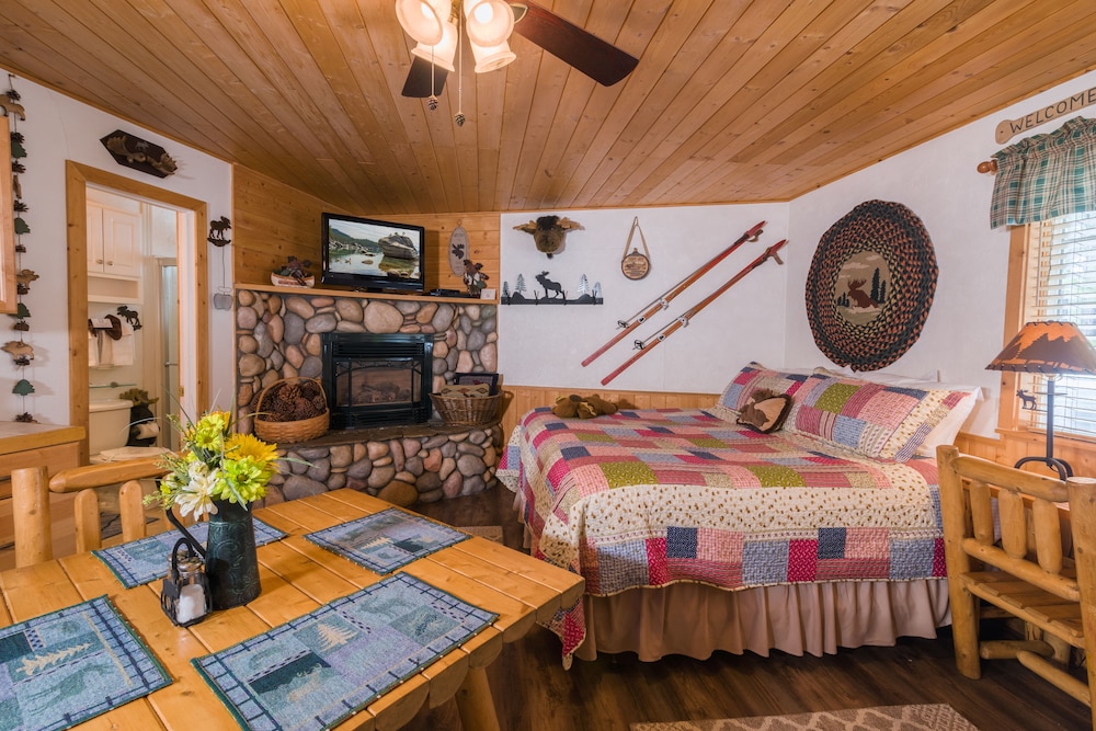 Standard Cabin, 1 Bedroom, Non Smoking (Moose Suite)