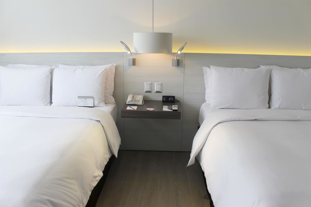 Superior Room, 2 Queen Beds photo 2