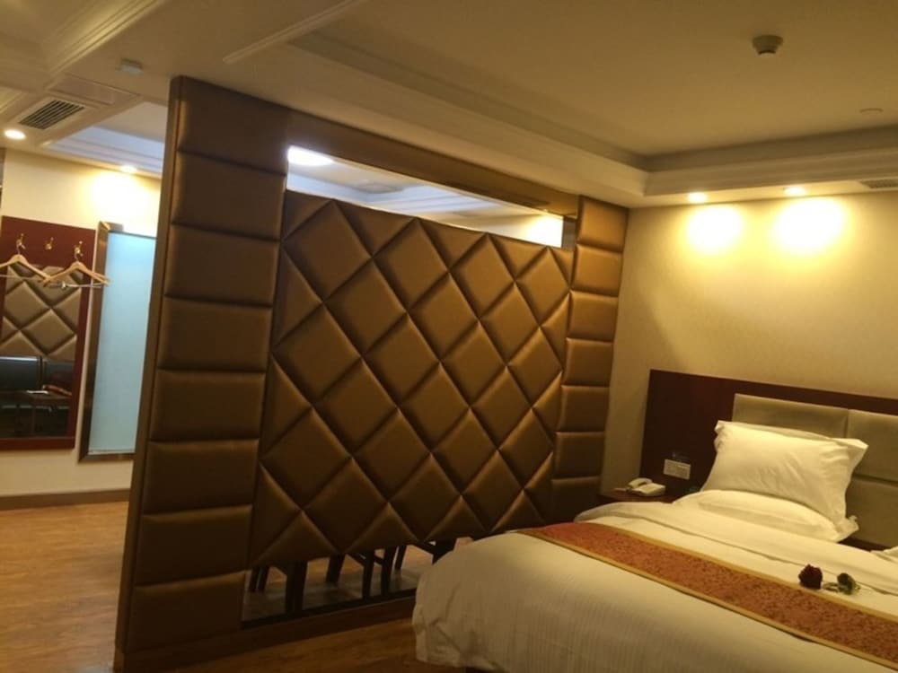 Deluxe Twin Room photo 1