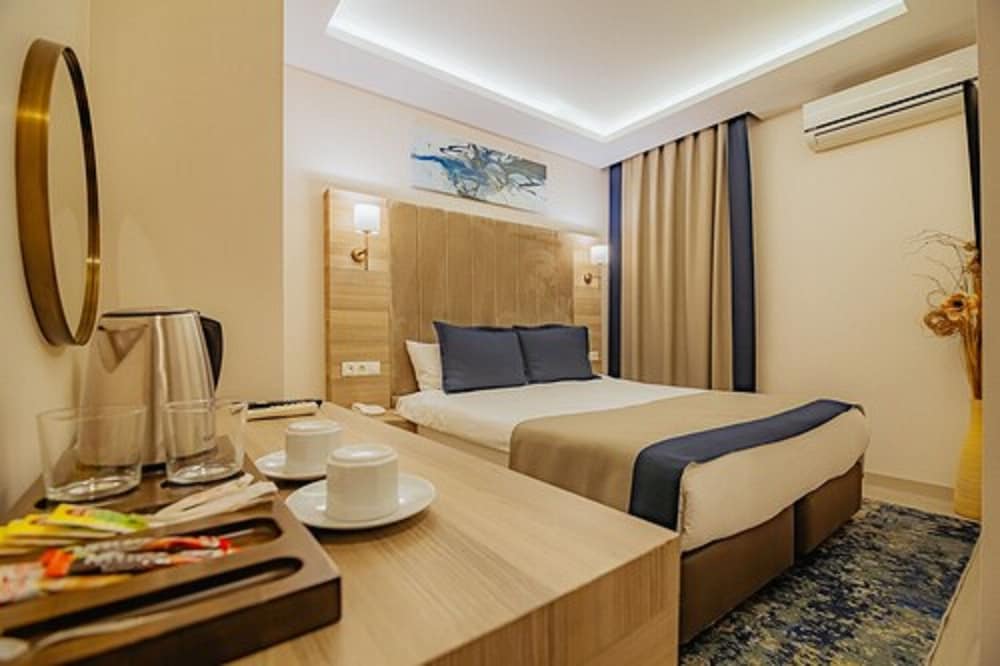 Economy Double Room photo 2