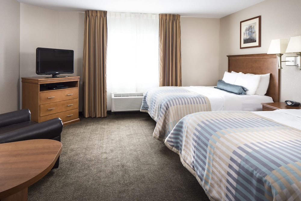 Studio Suite, 2 Queen Beds, Accessible, Kitchen (Communications) - Photo 4