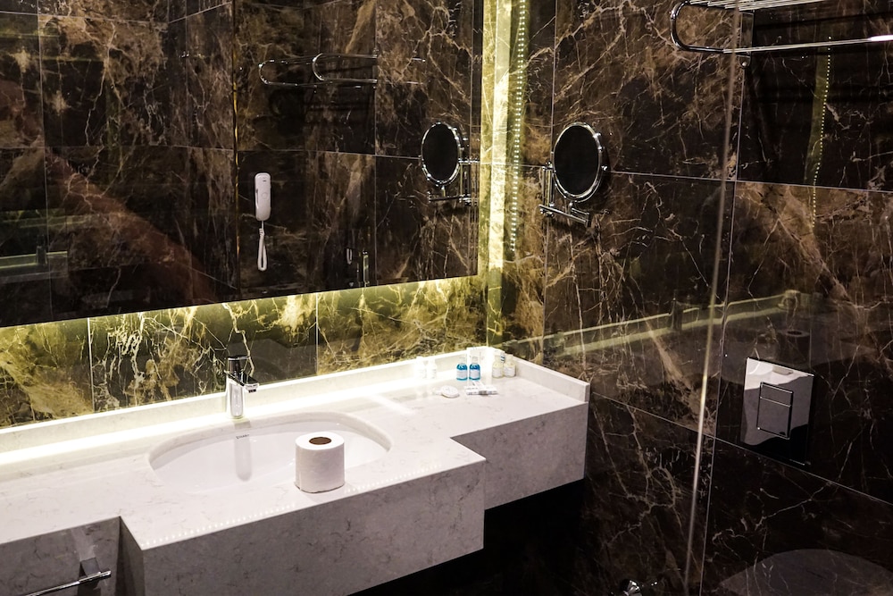 Executive Suite Room , Sea View - Photo 4