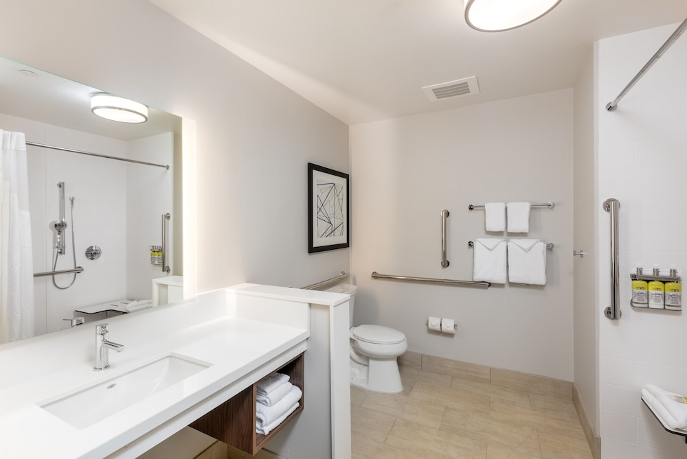 Holiday Inn Express & Suites - Moreno Valley - Riverside by IHG, Bild 3