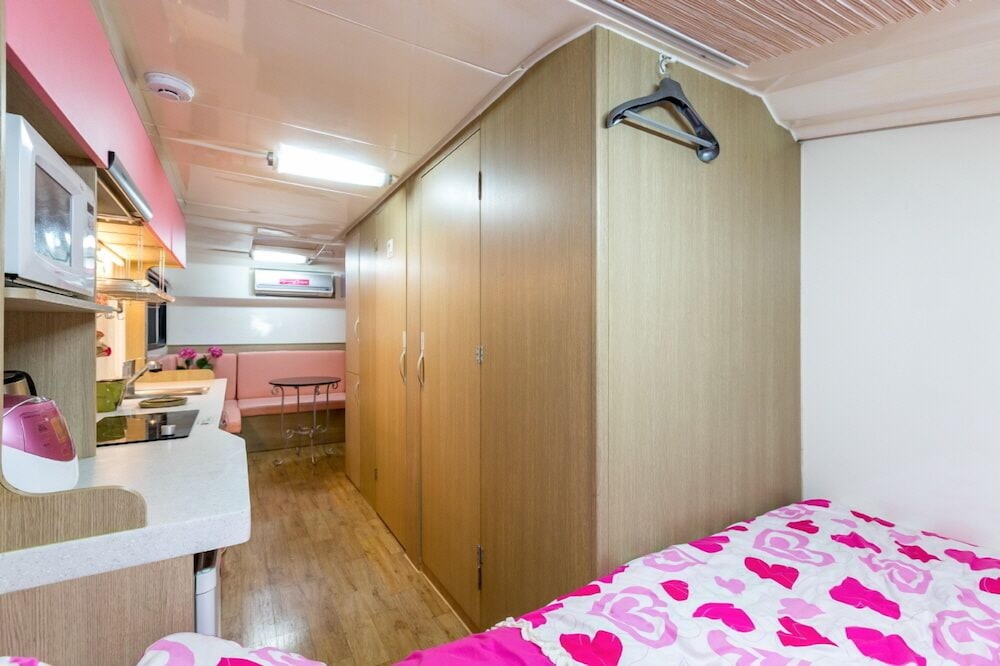 Room (Caravan1) photo 2