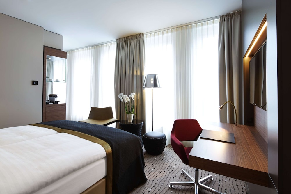 Deluxe Room - Photo 3