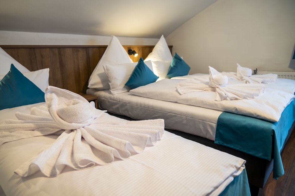 Deluxe Triple Room photo 1