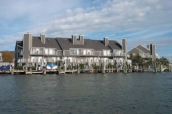 Townhome, 2 Bedrooms