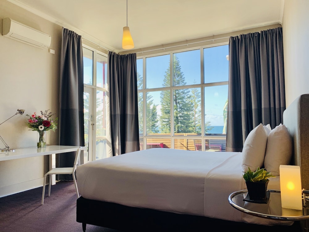 Room, Ocean View