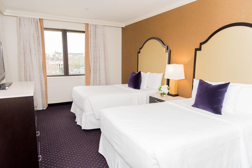 Luxury Suite, 2 Double Beds photo 1