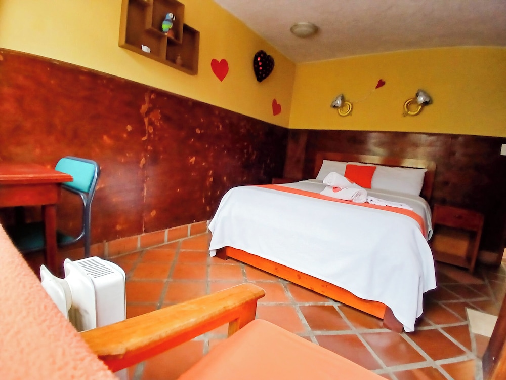 Classic Double Room, Private Bathroom, City View