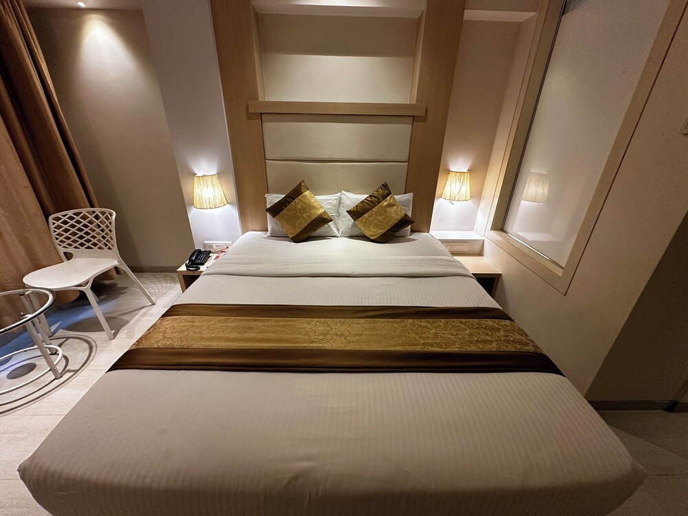 Deluxe Double Room photo 3