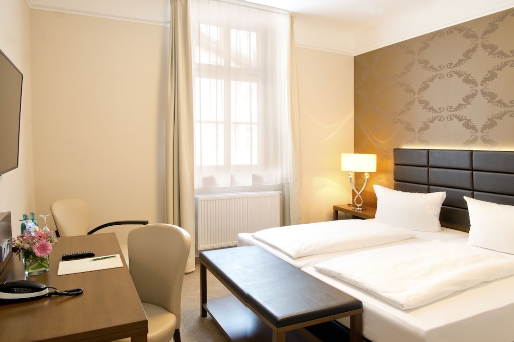 Comfort Double Room (incl.3.50€ Energy Fee p.pers./p.night) photo 2