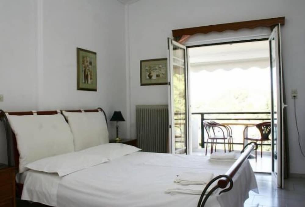 Double or Twin Room photo 1