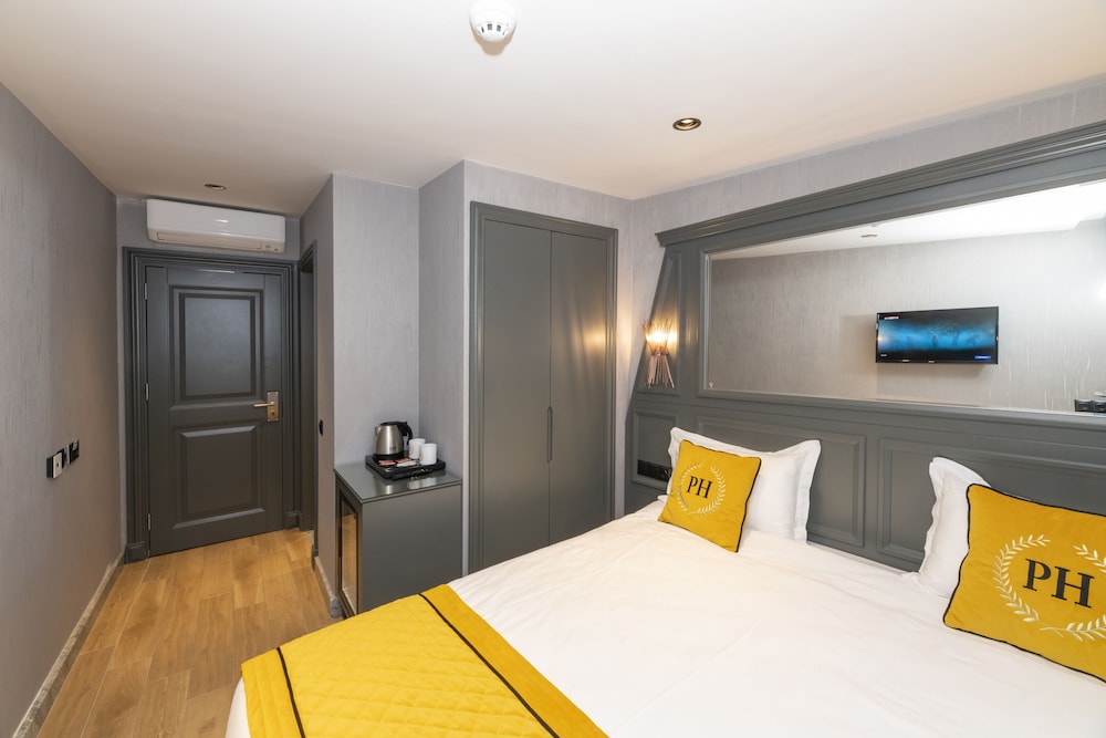Standard Double Room photo 2