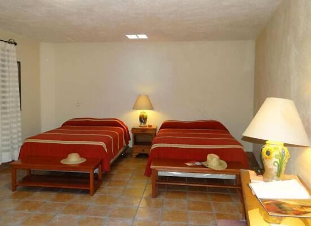 Standard Quadruple Room, 2 Double Beds photo 1