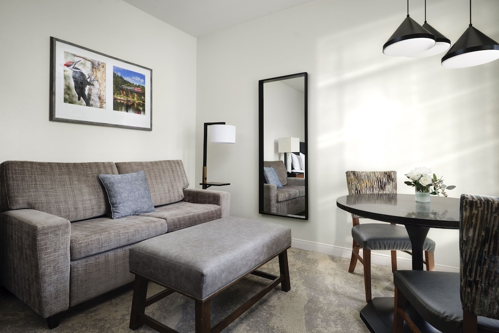 Villa, 2 Bedrooms, Balcony - Photo 9