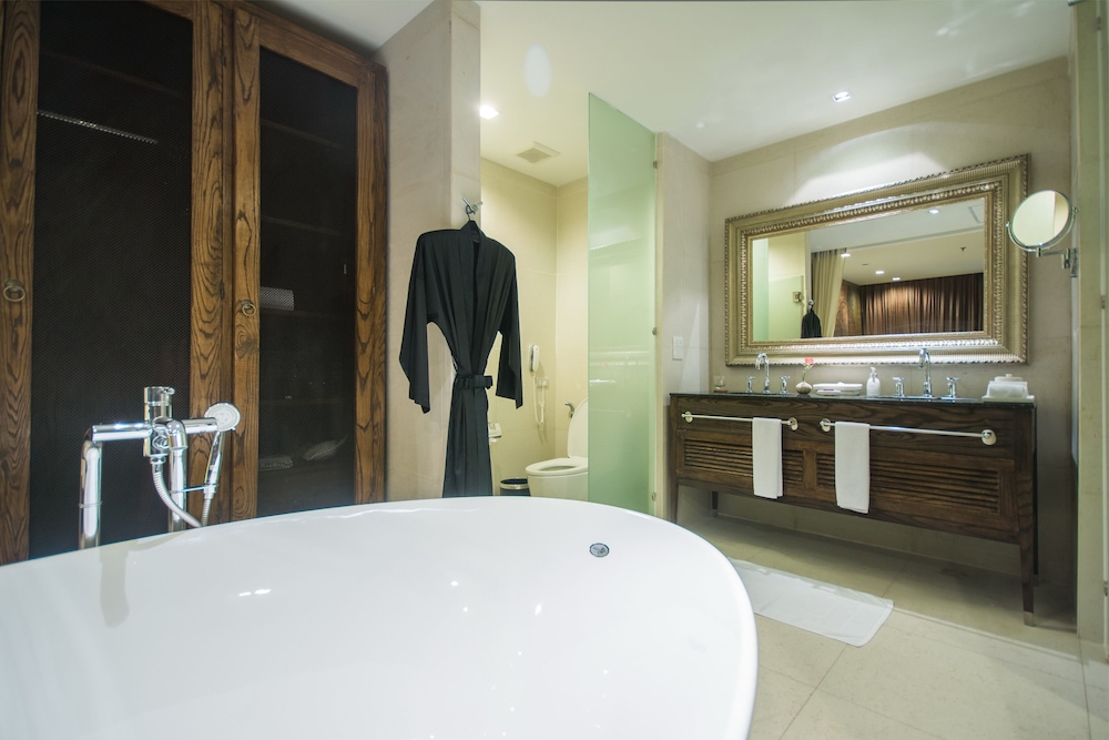 Ocean View Family Suite - Photo 3