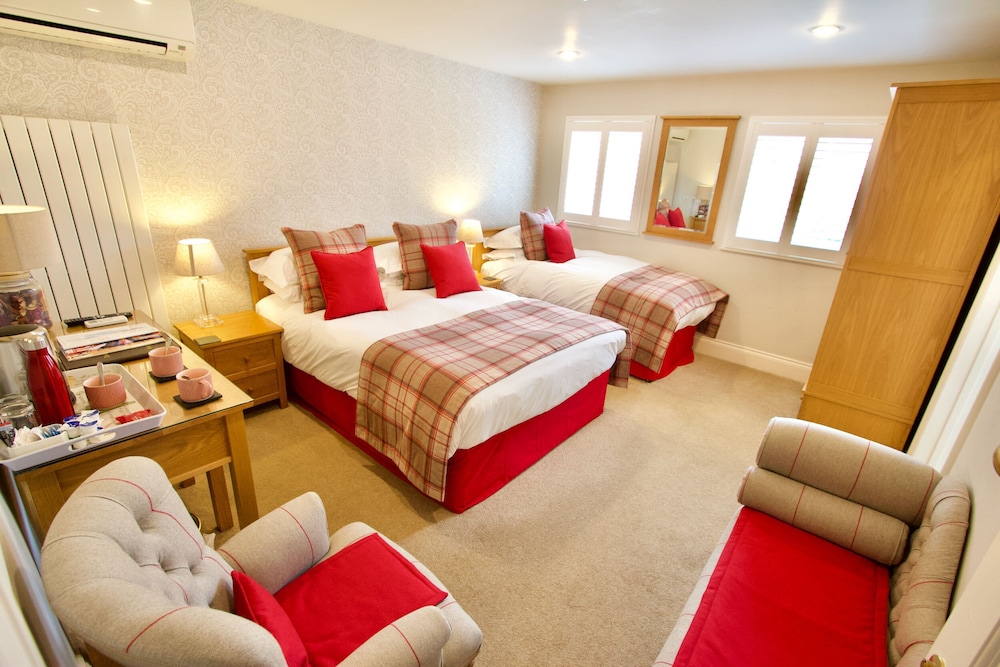 Superior Twin Room photo 3