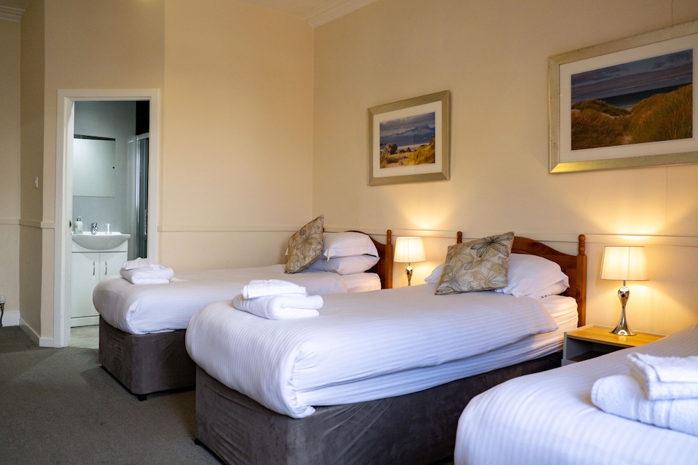Family Room, Private Bathroom, Sea View photo 2
