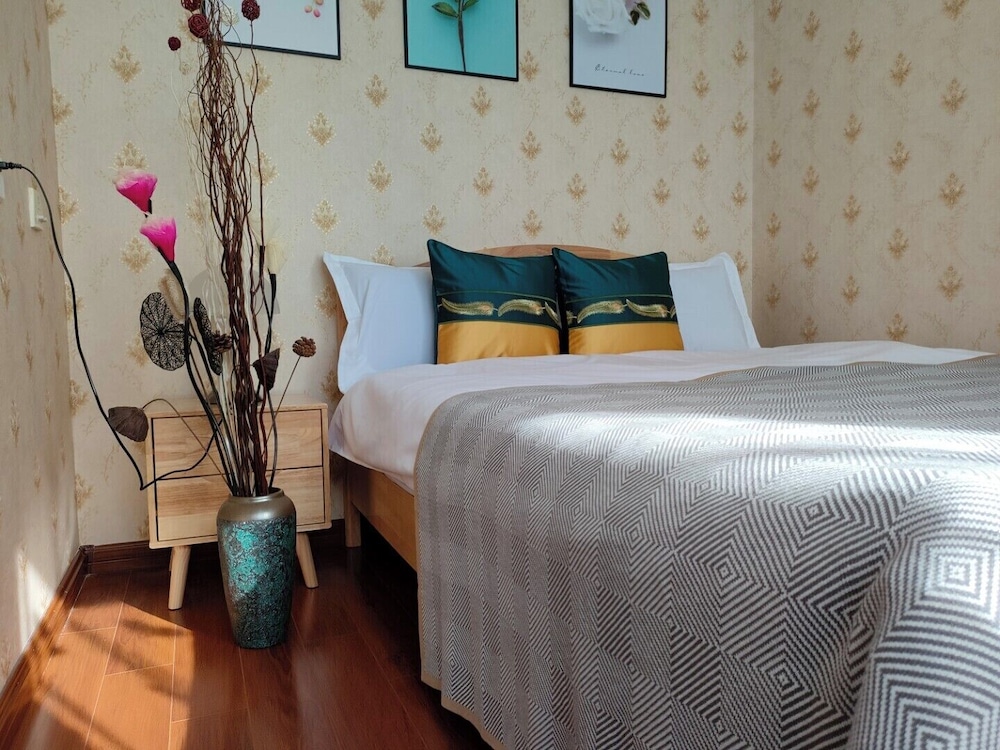 European Mild Luxury Suite 2 bedrooms photo 3
