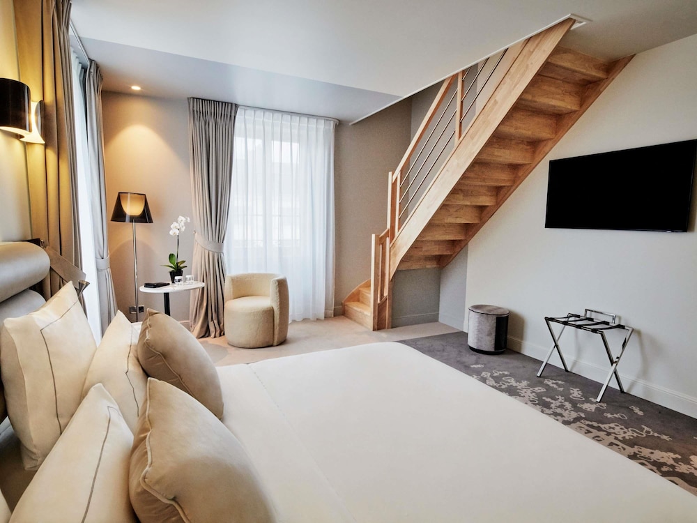 Duplex, 1 King Bed with Sofa bed (Suite) photo 2