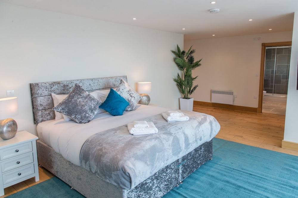 Panoramic Penthouse, 4 Bedrooms, Sea View photo 3