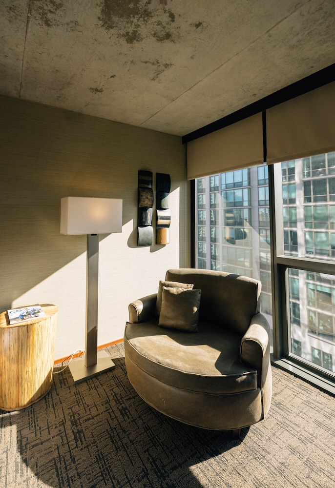 Deluxe Room, 2 Queen Beds (3 Pax) photo 3