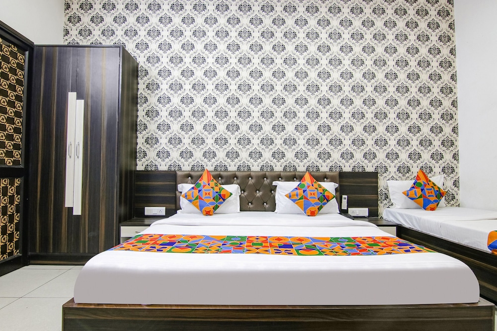 Deluxe Room, 1 Double Bed photo 3