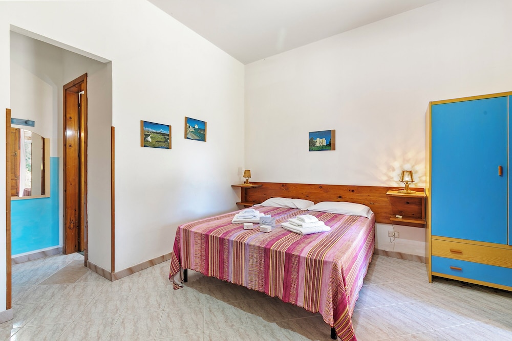 Family Studio (Alloro Among Greenery and Sea - Airco)