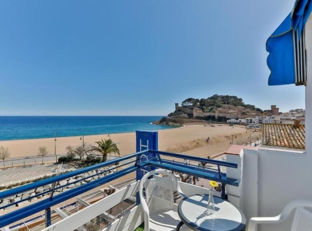 Superior Double Room, Balcony, Beach View