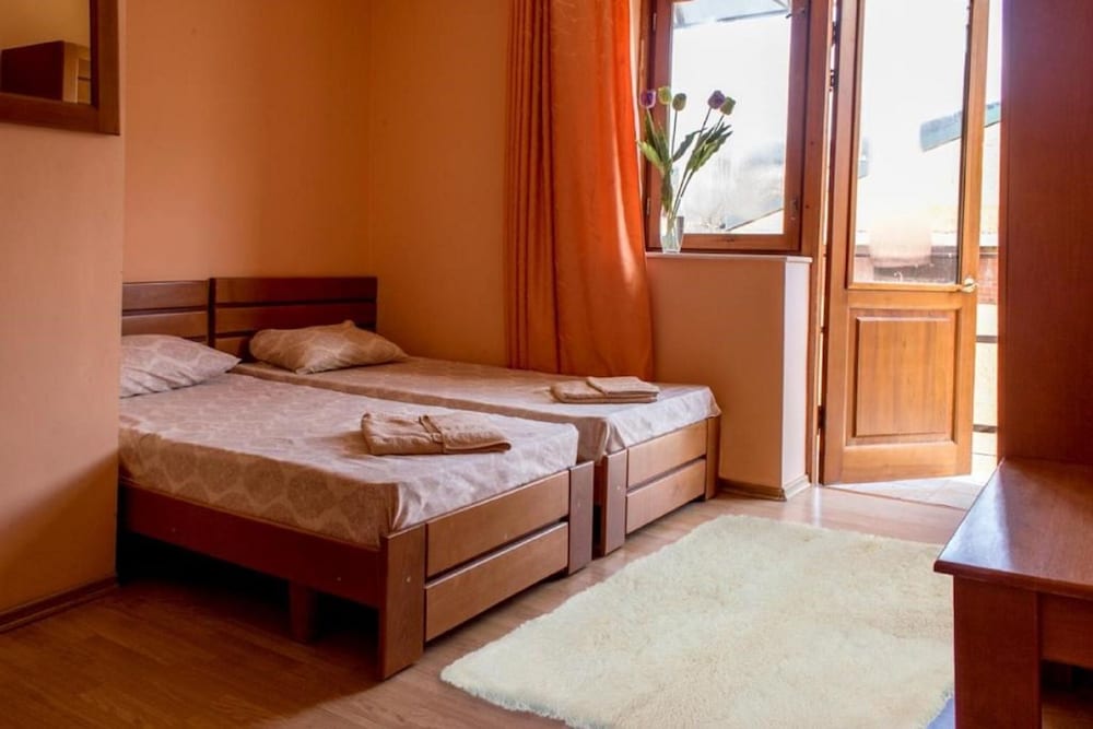 Standard Twin Room photo 1