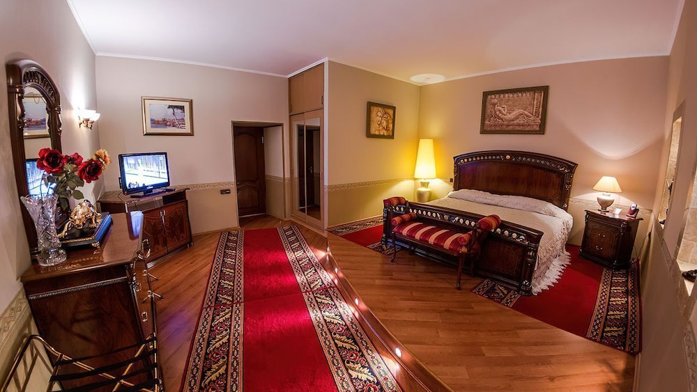 Luxury Apartment